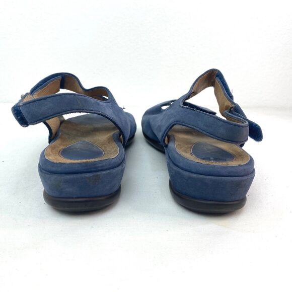 Vintage Clarks Artisans Blue Leather Cushioned Sandals Womans 8.5 Arch Support - Picture 5 of 8